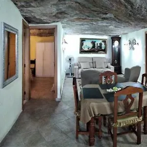 Casa rural Cueva Sasha