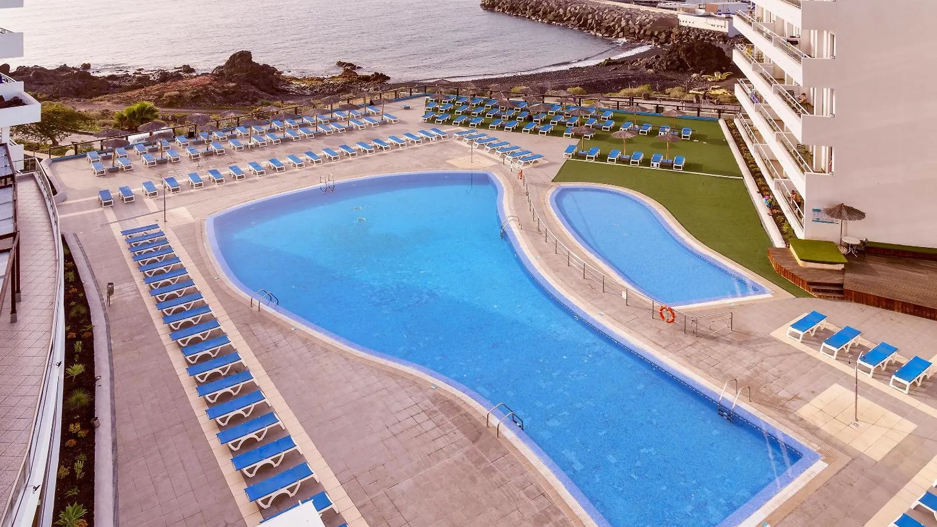 Hotel Alua Atlantico Golf San Miguel de Abona 4*,